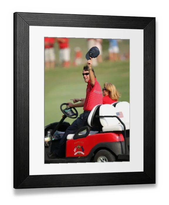 Framed Print : Paul Azinger Winning Captain
