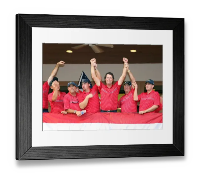 Framed Print : Players Salute Paul Azinger Framed Print : Players Salute Paul Azinger