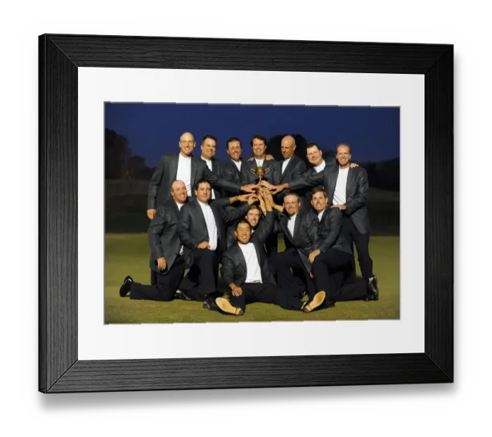 Framed Print : Usa Winning Team