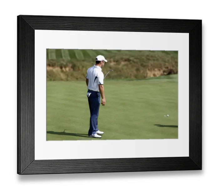 Framed Print : Paul Casey Missed Put Framed Print : Paul Casey Missed Put