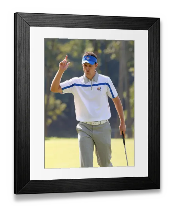 Framed Print : Justin Rose Makes Birdie Framed Print : Justin Rose Makes Birdie