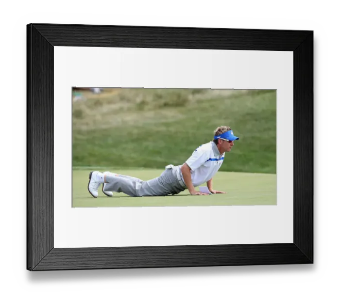 Framed Print : Ian Poulter On The 18th