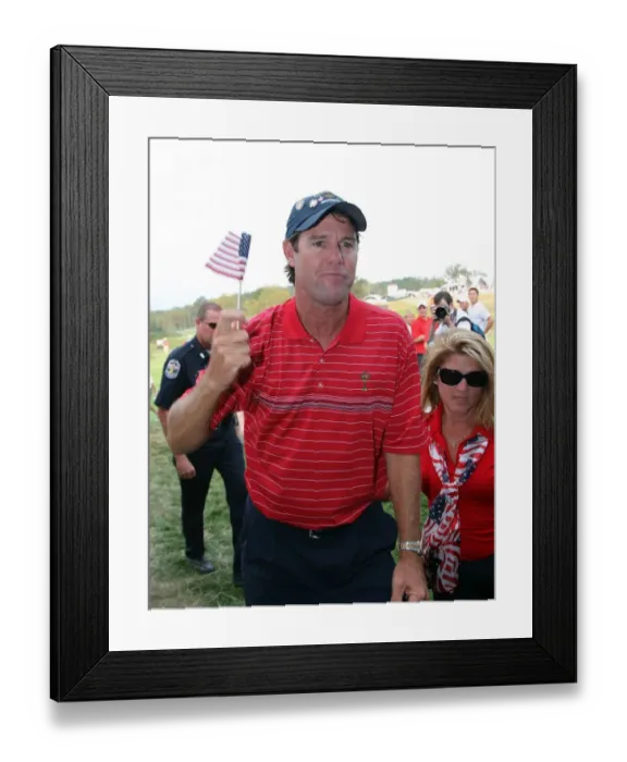 Framed Print : Paul Azinger With Tiny Flag Framed Print : Paul Azinger With Tiny Flag