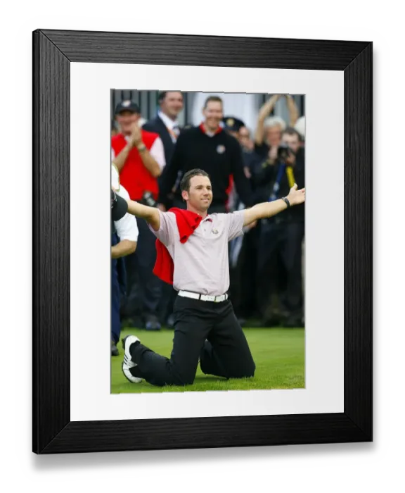 Framed Print : Sergio Garcia Framed Print : Sergio Garcia