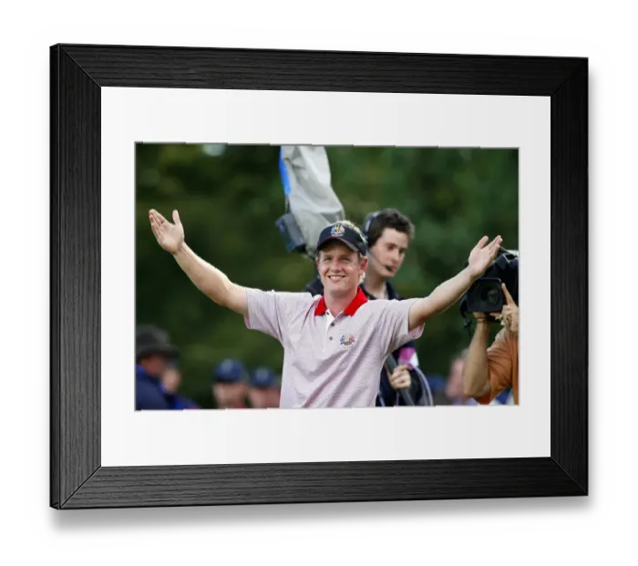 Framed Print : Luke Donald Framed Print : Luke Donald