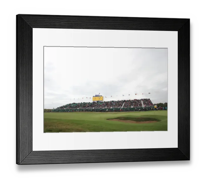 Framed Print : 18th Green & Granstand Framed Print : 18th Green & Granstand