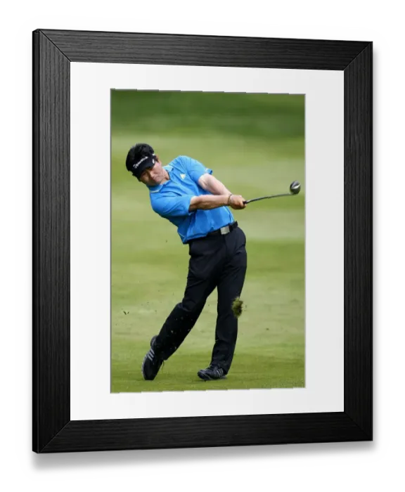 Framed Print : Yang Yong-Eun Framed Print : Yang Yong-Eun