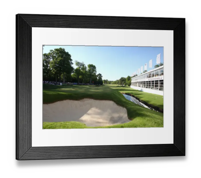 Framed Print : The 18th Green At Wentworth Framed Print : The 18th Green At Wentworth