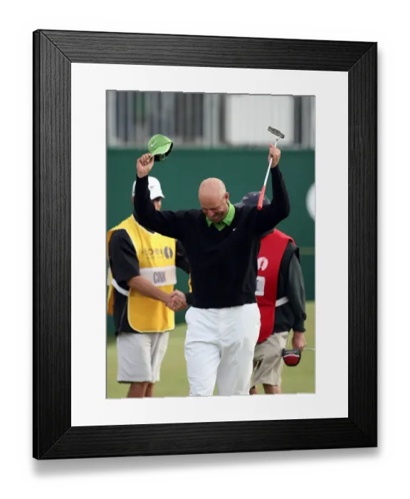 Framed Print : Stewart Cink On The 18th