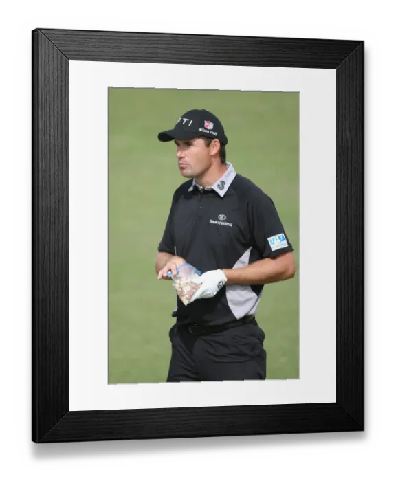 Framed Print : Padraig Harrington Snacking On Nuts Framed Print : Padraig Harrington Snacking On Nuts