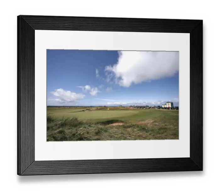 Framed Print : 15th Green Framed Print : 15th Green