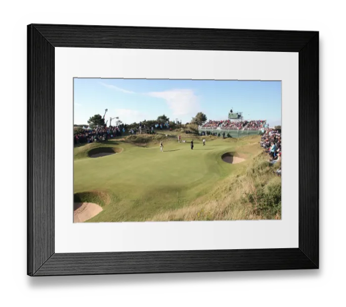 Framed Print : The 17th Green Framed Print : The 17th Green