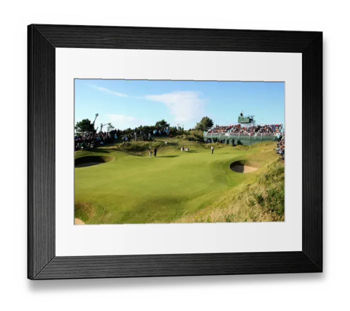 Framed Print : 17th Green Framed Print : 17th Green