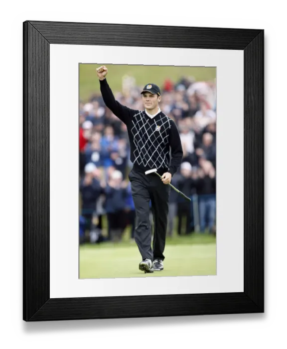 Framed Print : Martin Kaymer Birdies The 5th Framed Print : Martin Kaymer Birdies The 5th