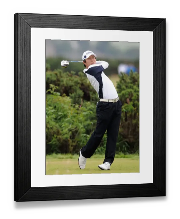 Framed Print : Kyung-Tae Kim Framed Print : Kyung-Tae Kim
