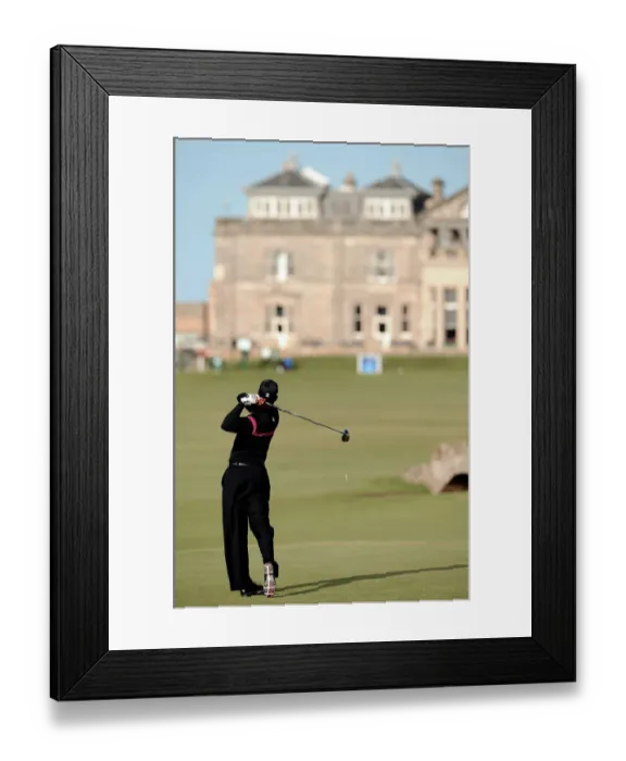 Framed Print : Tiger Woods Framed Print : Tiger Woods
