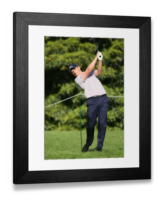 Framed Print : Luke Donald Framed Print : Luke Donald