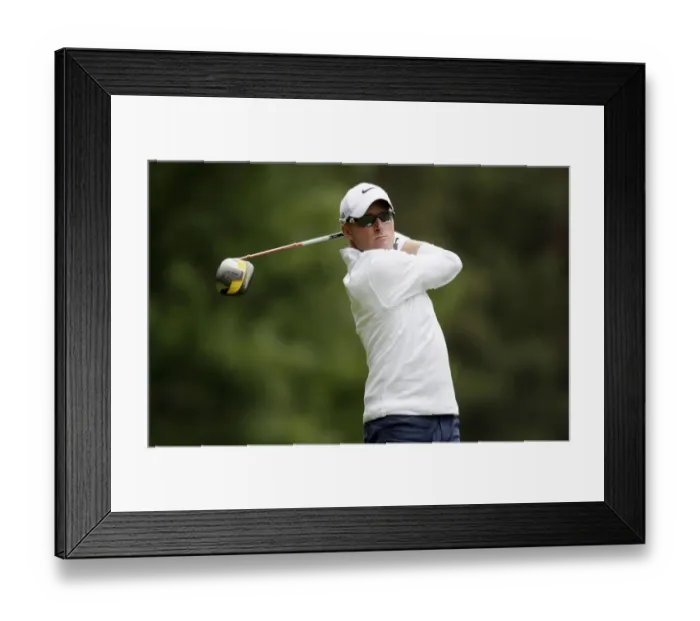 Framed Print : Simon Dyson