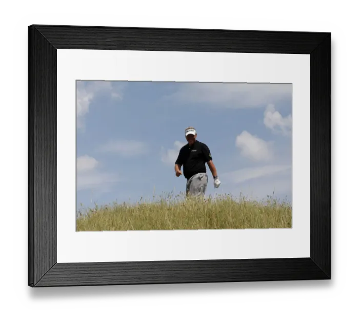 Framed Print : Darren Clarke Enjoys His Walk Up The 18th Hole Framed Print : Darren Clarke Enjoys His Walk Up The 18th Hole