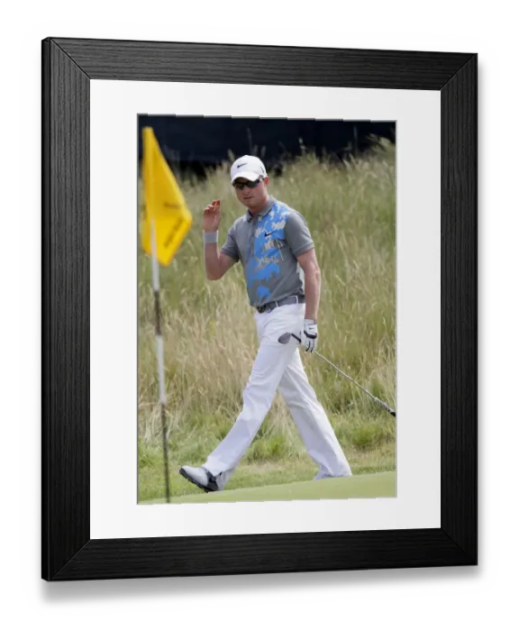 Framed Print : Simon Dyson On The 8th Framed Print : Simon Dyson On The 8th