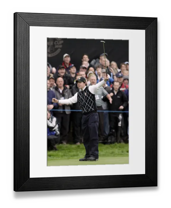 Framed Print : Rory Mcilroy Birdies 17 To Win Match Framed Print : Rory Mcilroy Birdies 17 To Win Match