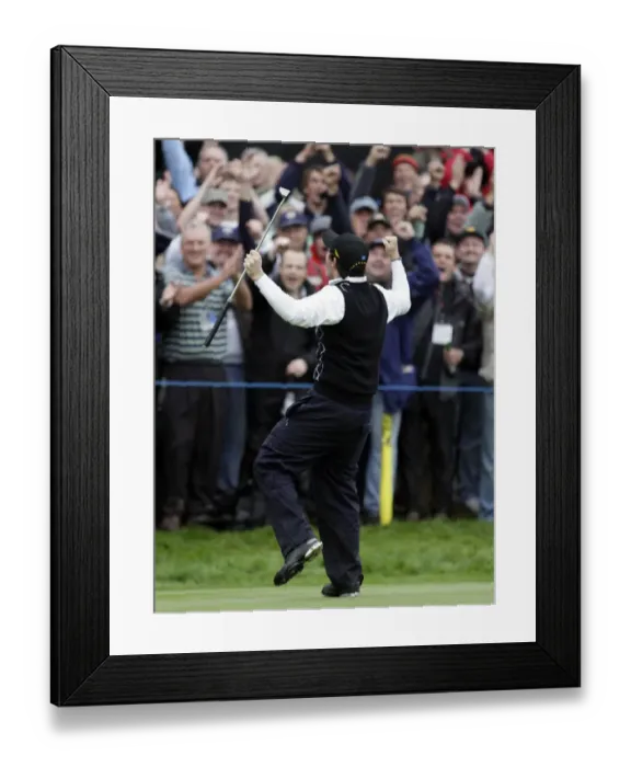 Framed Print : Rory Mcilroy Dances To The Fans As He Wins On The 17th Framed Print : Rory Mcilroy Dances To The Fans As He Wins On The 17th