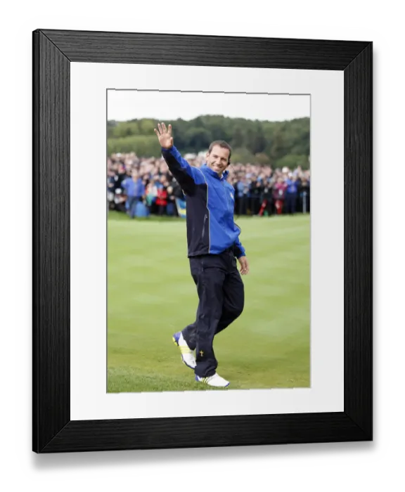 Framed Print : Sergio Garcia Plays To The Fans Framed Print : Sergio Garcia Plays To The Fans