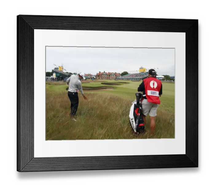 Framed Print : Adam Scott In Trouble On 18th Hole Framed Print : Adam Scott In Trouble On 18th Hole