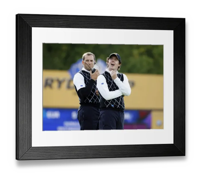 Framed Print : Rory Mcilroy & Sergio Garcia Framed Print : Rory Mcilroy & Sergio Garcia