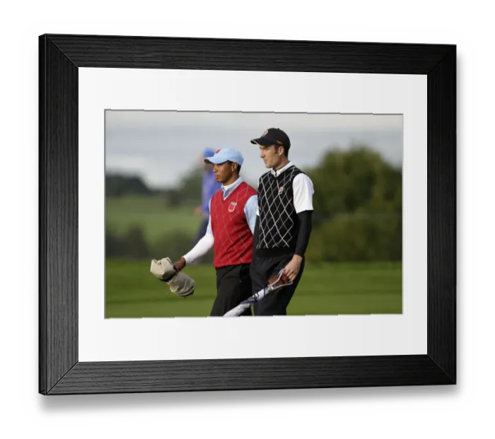 Framed Print : Ross Fisher & Tiger Woods Framed Print : Ross Fisher & Tiger Woods