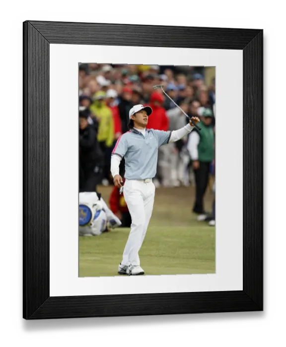 Framed Print : Anthony Kim Misses On 16th