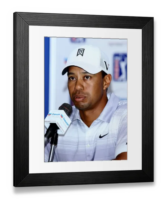Framed Print : Tiger Woods Framed Print : Tiger Woods