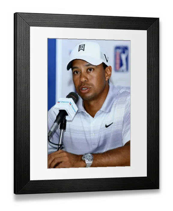 Framed Print : Tiger Woods Framed Print : Tiger Woods