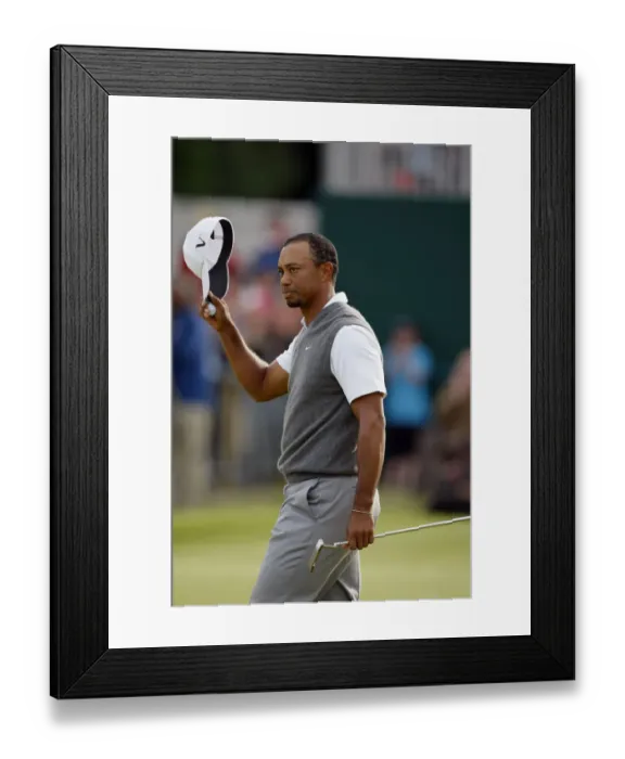 Framed Print : Tiger Woods Framed Print : Tiger Woods