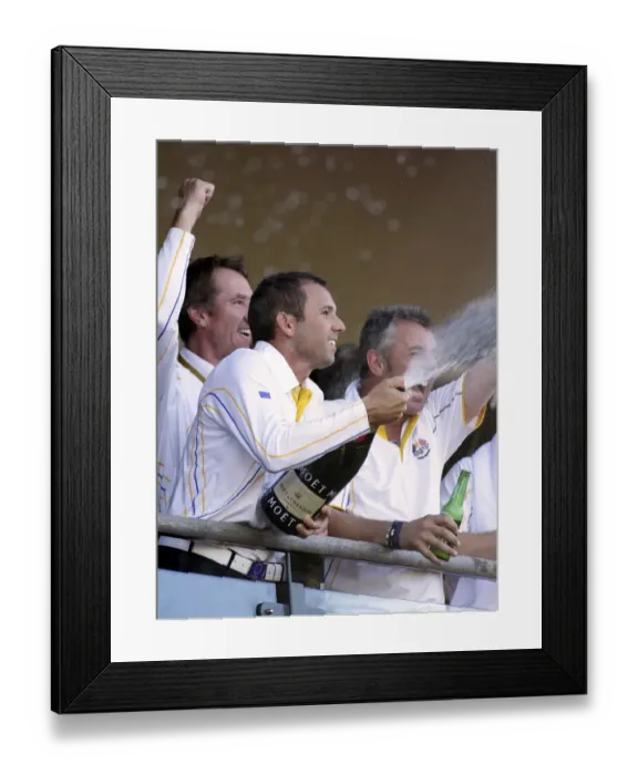 Framed Print : Sergio Garcia Framed Print : Sergio Garcia