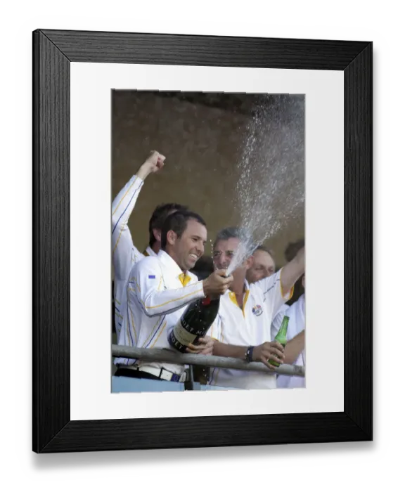 Framed Print : Sergio Garcia