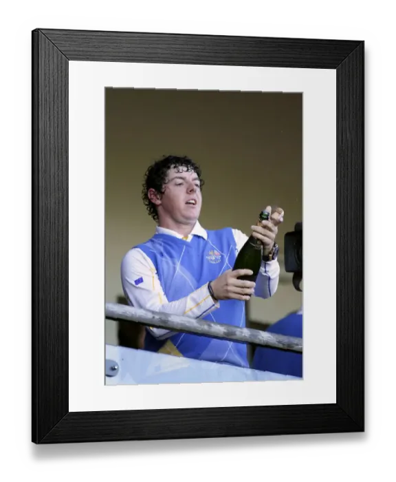 Framed Print : Rory Mcilroy With Champagne Framed Print : Rory Mcilroy With Champagne
