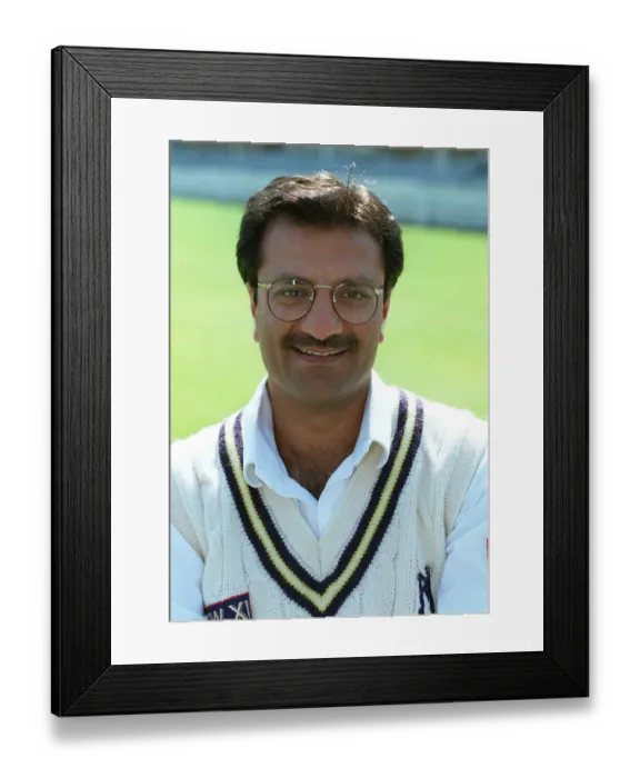 Framed Print : Asif Din Warwickshire CCC 14 April 1995 Date: 14 April 1995