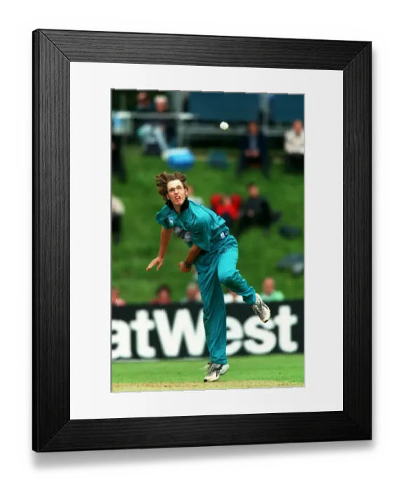 Framed Print : Daniel Vettori Framed Print : Daniel Vettori