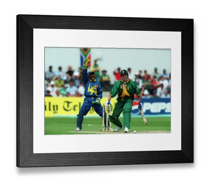 Framed Print : Kaluwitharana & Allan Donald Framed Print : Kaluwitharana & Allan Donald