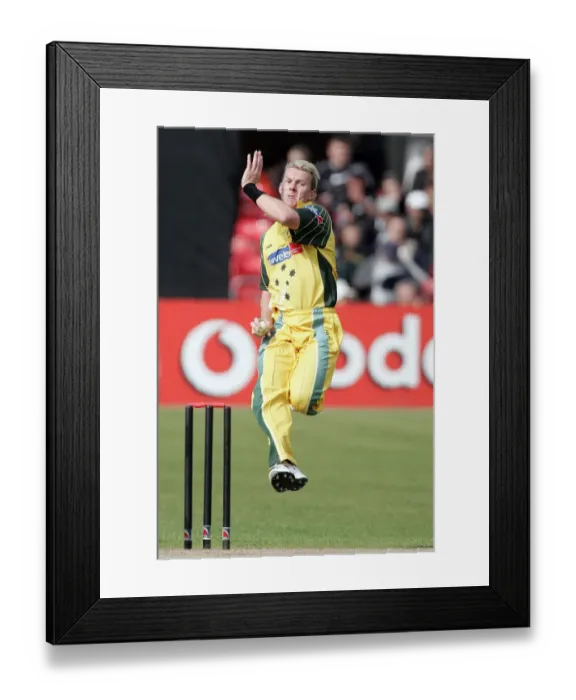Framed Print : Brett Lee Australia Leicestershire V Australia Grace Road, Leicester 11 June 2005 Date Framed Print : Brett Lee Australia Leicestershire V Australia Grace Road, Leicester 11 June 2005 Date