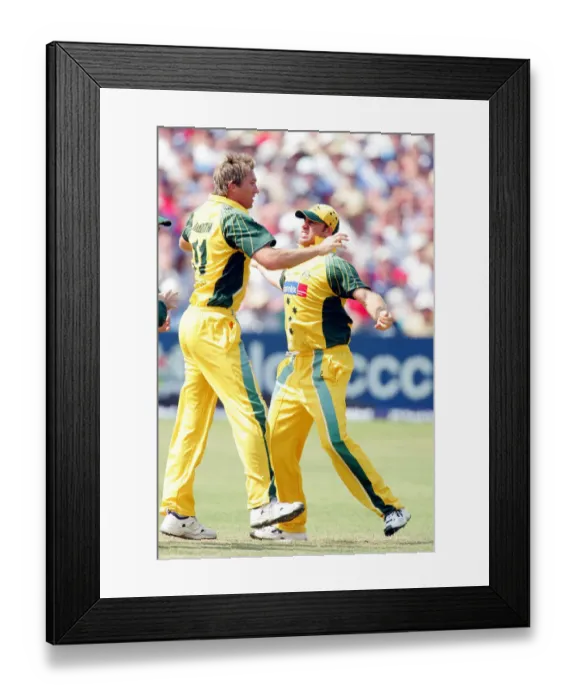 Framed Print : Glenn Mcgrath & Matthew Hayden Framed Print : Glenn Mcgrath & Matthew Hayden