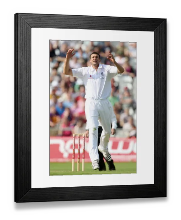 Framed Print : Steve Harmison Gets Frustrated Framed Print : Steve Harmison Gets Frustrated