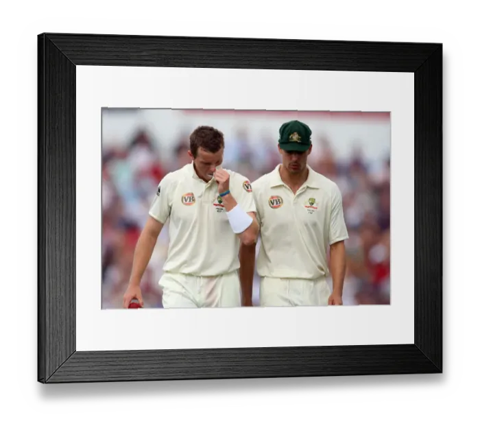 Framed Print : Peter Siddel & Mitchell Johnson Find England Frustrating Framed Print : Peter Siddel & Mitchell Johnson Find England Frustrating