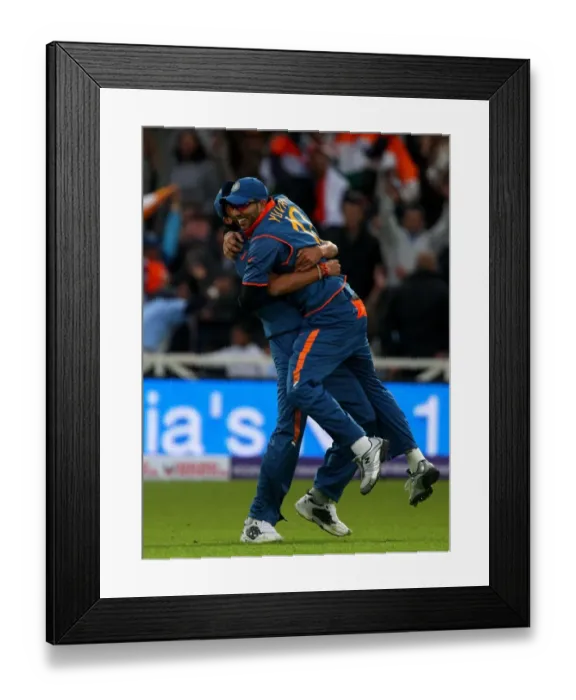 Framed Print : Ishant Sharma & Yuvraj Singh