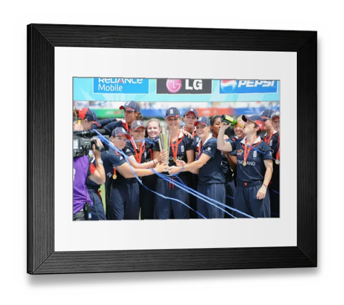 Framed Print : Charlotte Edwards Celebrates With Trophy Framed Print : Charlotte Edwards Celebrates With Trophy