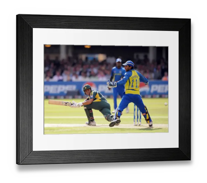 Framed Print : Kamran Akmal & Kumar Sangakkara Framed Print : Kamran Akmal & Kumar Sangakkara