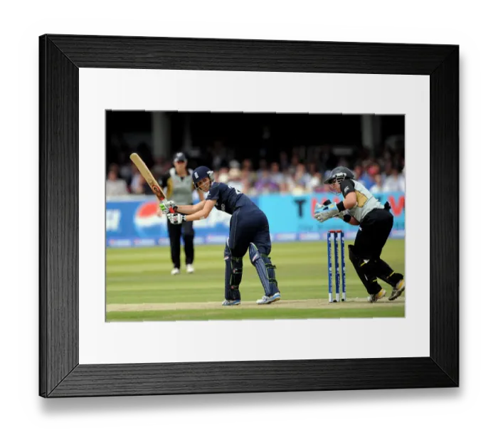 Framed Print : Charlotte Edwards & Rachel Priest