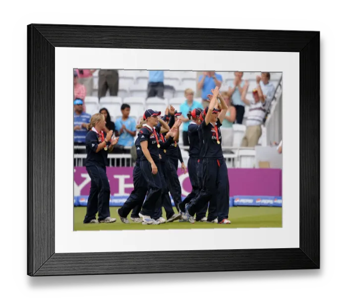 Framed Print : Charlotte Edward Leads Her Team Round Lords With Medals Framed Print : Charlotte Edward Leads Her Team Round Lords With Medals