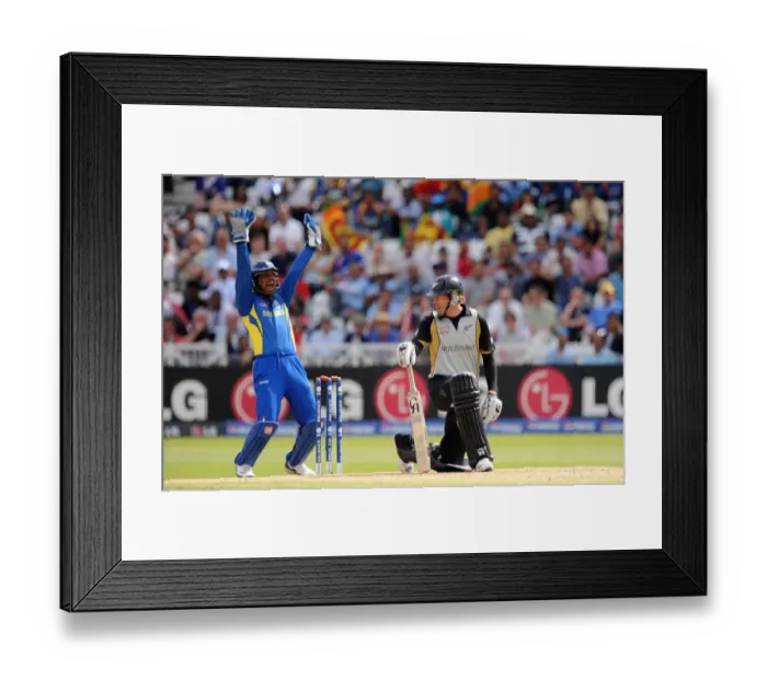 Framed Print : Kumar Sangakkara & Jacob Oram Framed Print : Kumar Sangakkara & Jacob Oram